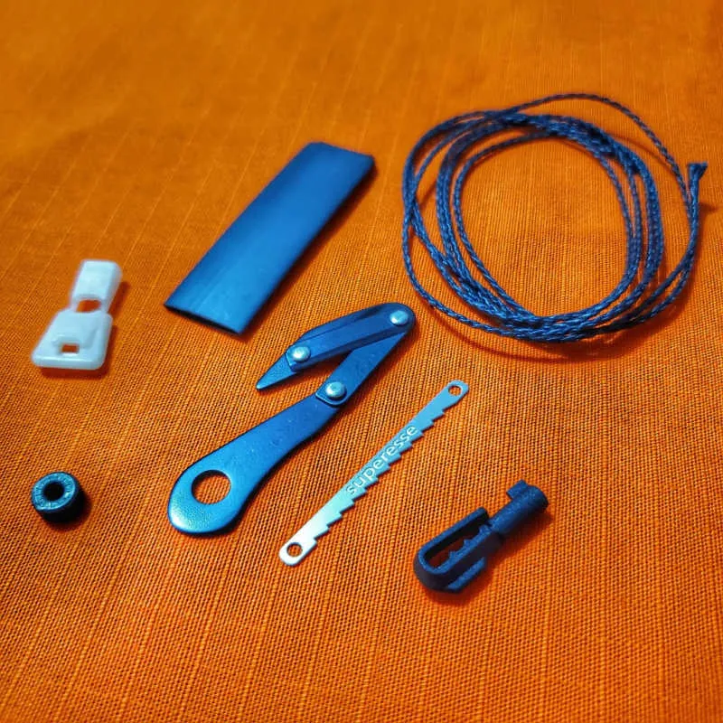 Superesse Straps | SERE Lanyard | Escape Implements | EDC Tools | Advanced Kevlar Friction Saw Necklace | Black